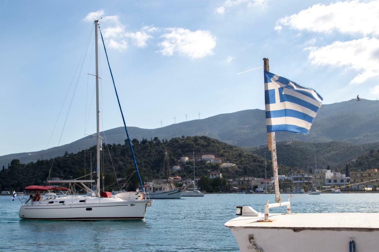 Kalavria Luxury Suites - Magnificent Sea View Of Poros Poros Town Exterior photo
