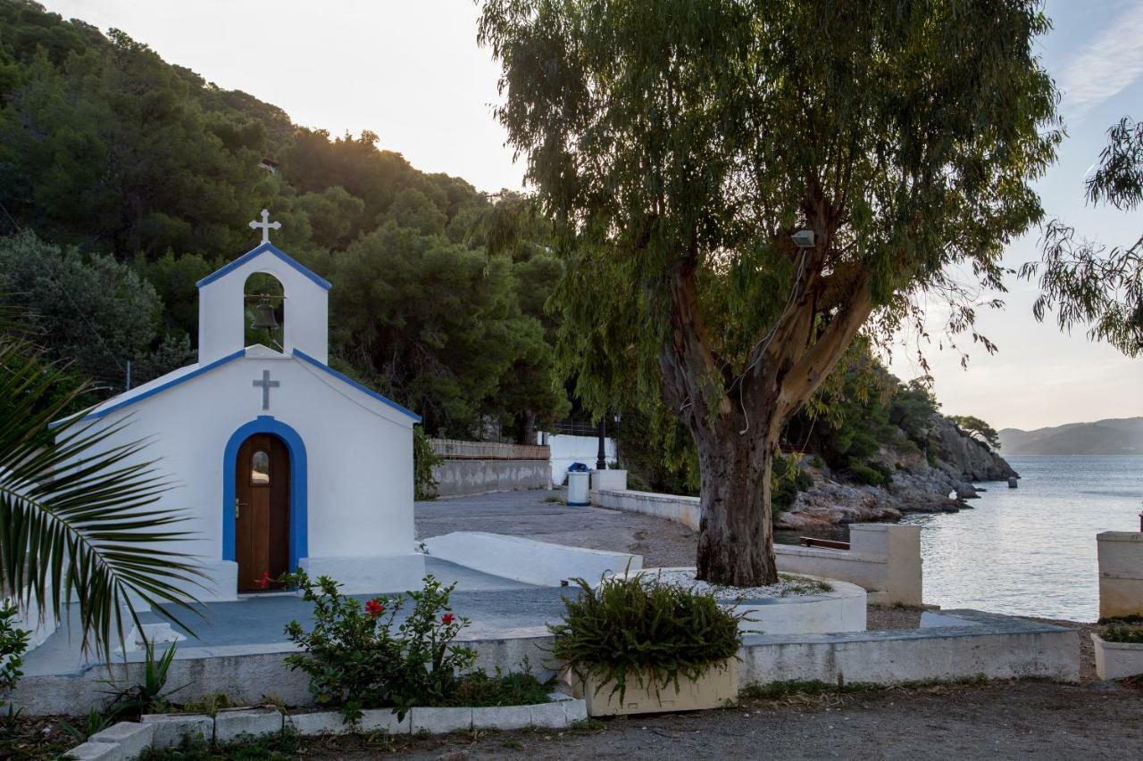 Kalavria Luxury Suites - Magnificent Sea View Of Poros Poros Town Exterior photo
